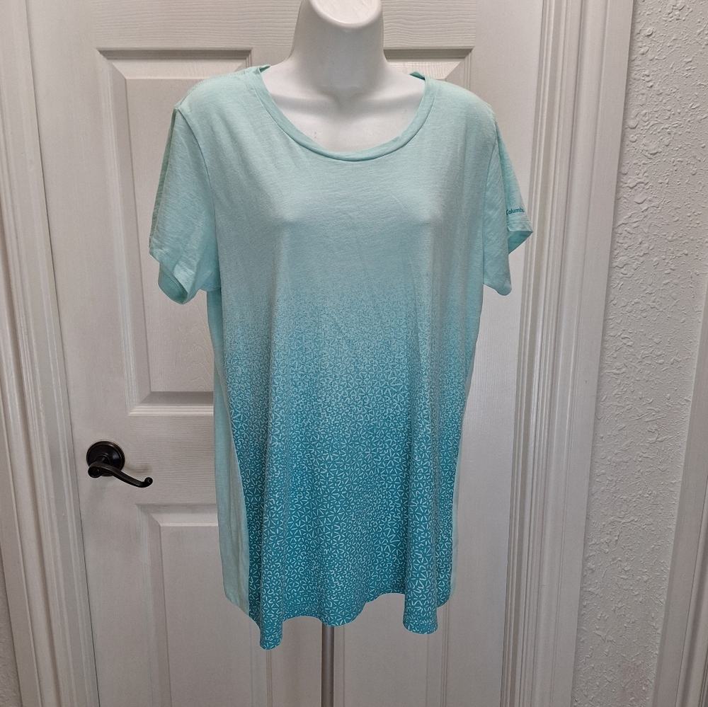 Aqua Gradient Columbia Women's Top